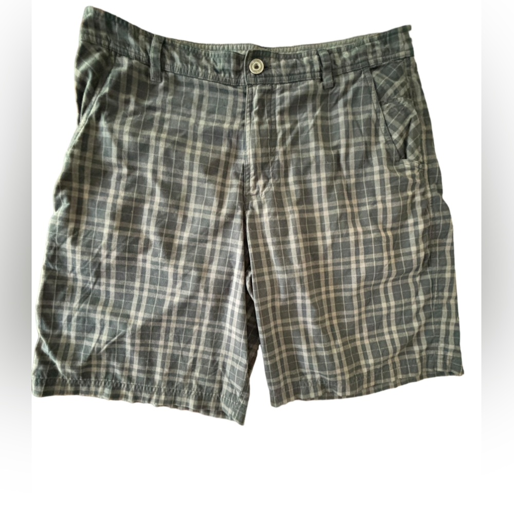 Lululemon-‎ Kahuna Short- 36